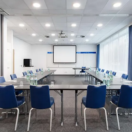 パーク バイ ラディソン エアポート