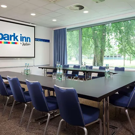 Hotel Park By Radisson Frankfurt Airport 3*