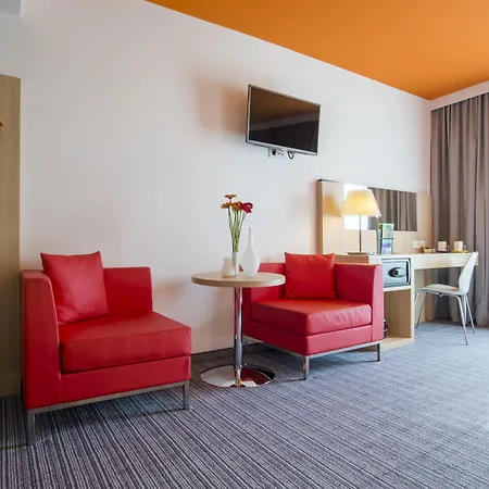 Park By Radisson Frankfurt Airport Hotel 3*