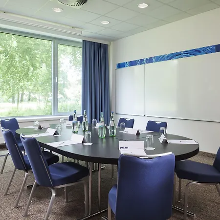 Park By Radisson Frankfurt Airport 3*