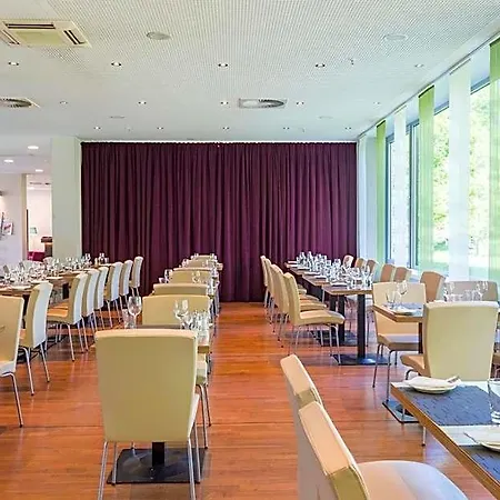 Отель Park By Radisson Frankfurt Airport 3*