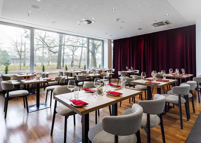 Otel Park By Radisson Frankfurt Airport 3*