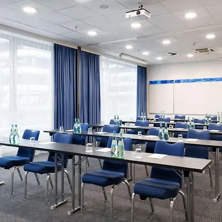 Hotel Park By Radisson Frankfurt Airport 3*