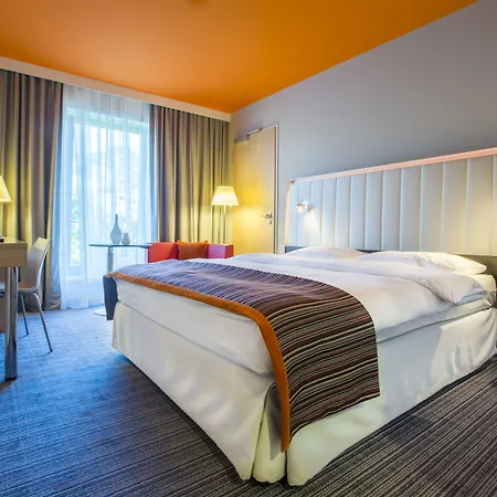 Park By Radisson Frankfurt Airport 3*
