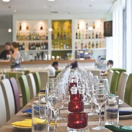 Hotel Park By Radisson Frankfurt Airport 3*