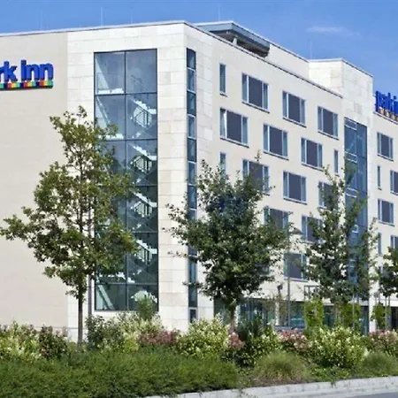 Park By Radisson Frankfurt Airport 3*