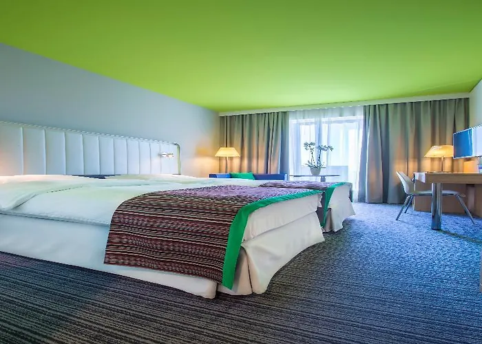 Park By Radisson Frankfurt Airport 3*